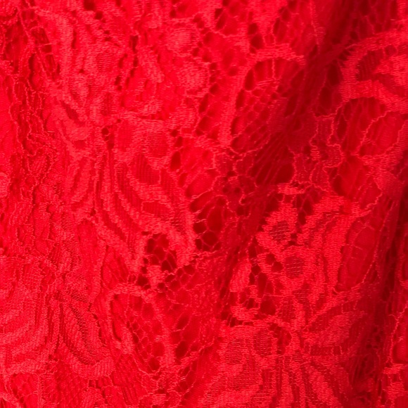 Long red dress. One time used / fashion show - Picture 3 of 7